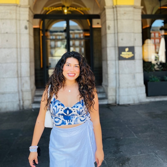 Meet your Posher, Paola - Picture 10 of 10